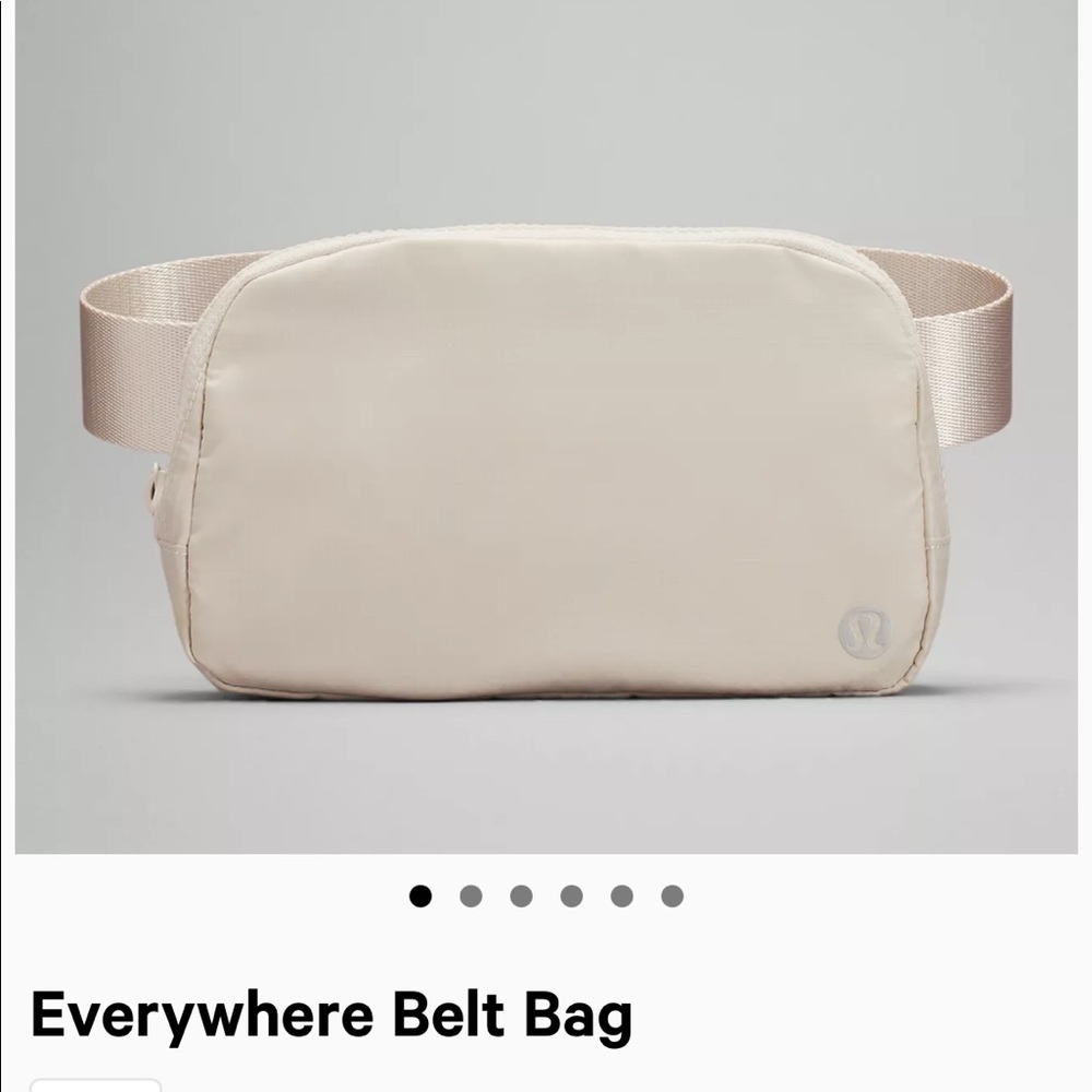 New without tags lululemon white belt bag